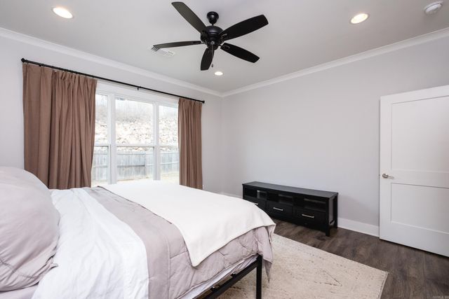 105 Keystone Lane, Maumelle, AR 72113