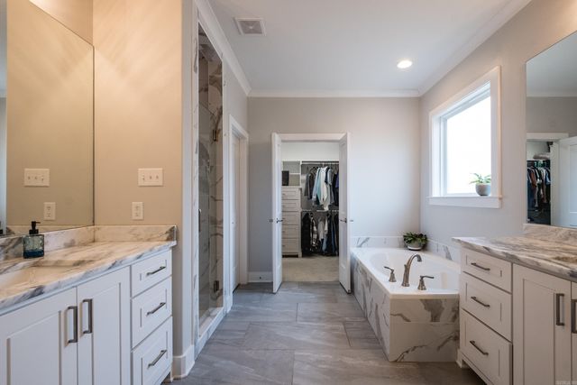 105 Keystone Lane, Maumelle, AR 72113