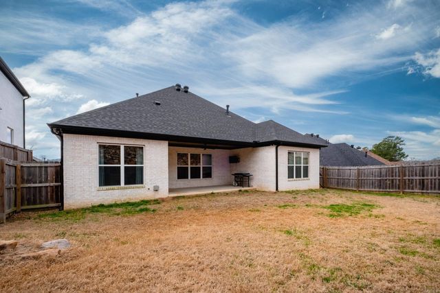 105 Keystone Lane, Maumelle, AR 72113