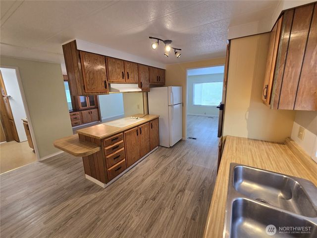 50 Juniper Mobile Estates #50, Sequim, WA 98382