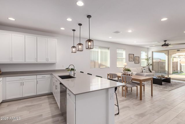 3266 E Wild Drive, San Tan Valley, AZ 85143