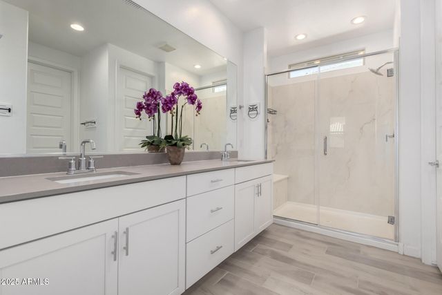 3266 E Wild Drive, San Tan Valley, AZ 85143