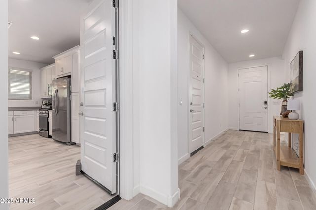 3266 E Wild Drive, San Tan Valley, AZ 85143