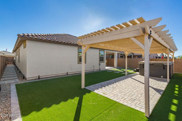 3266 E Wild Drive, San Tan Valley, AZ 85143