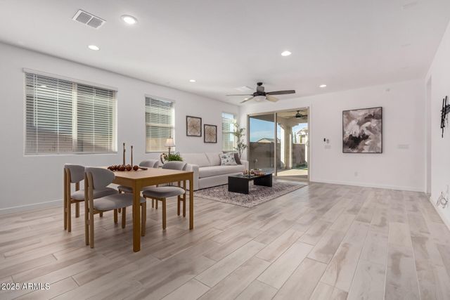 3266 E Wild Drive, San Tan Valley, AZ 85143