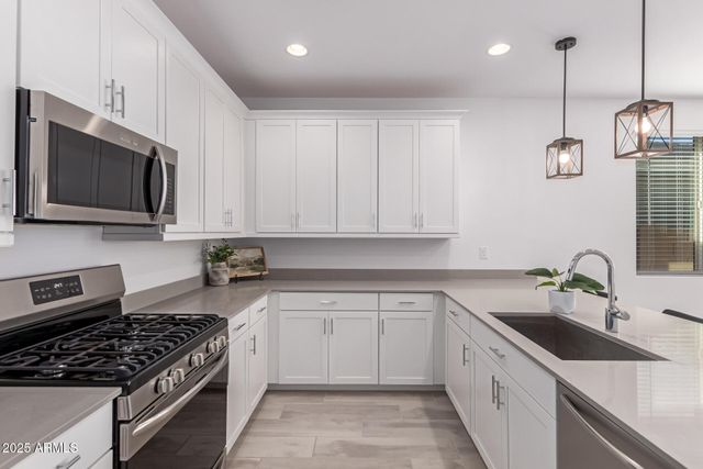 3266 E Wild Drive, San Tan Valley, AZ 85143