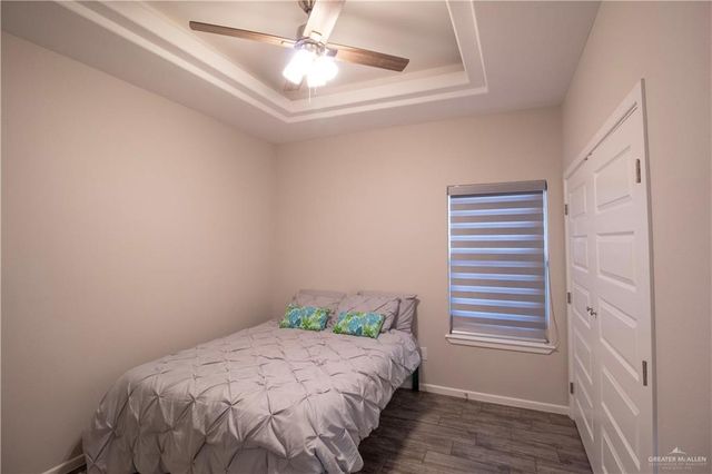 1017 W Eisenhower Avenue, Alton, TX 78573