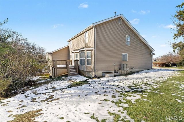 1704 Preston Centre Drive, Fenton, MO 63026