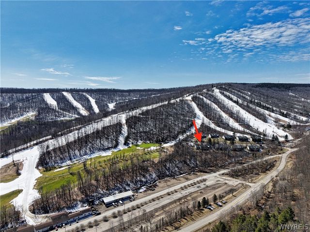 2 Valley Village Road, Ellicottville, NY 14731