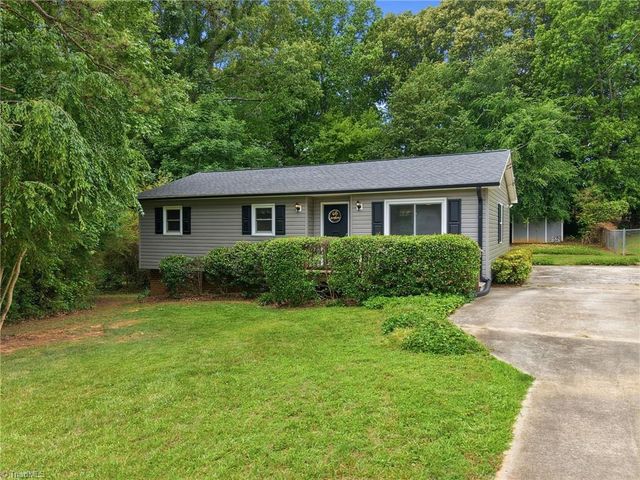 4207 Pheasant Ridge Drive, Sophia, NC 27350