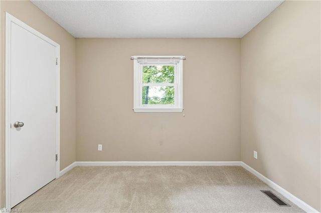 4207 Pheasant Ridge Drive, Sophia, NC 27350