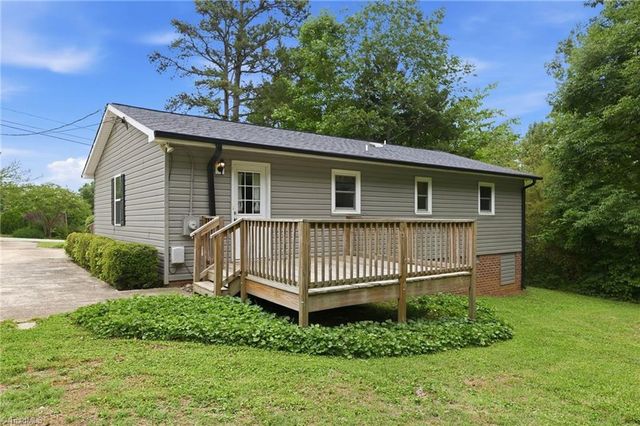 4207 Pheasant Ridge Drive, Sophia, NC 27350