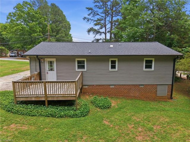 4207 Pheasant Ridge Drive, Sophia, NC 27350
