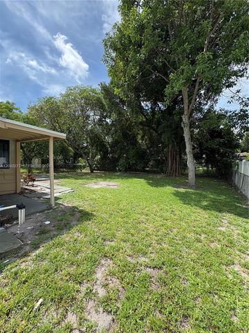 650 NE 137th Street 0, North Miami, FL 33161