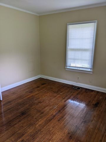 1289 Hunters Point Pike, Lebanon, TN 37087
