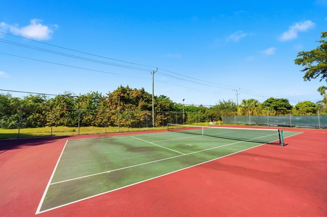 490 NW 20th Street 316, Boca Raton, FL 33431