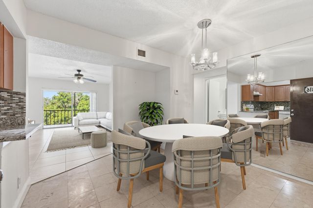 490 NW 20th Street 316, Boca Raton, FL 33431