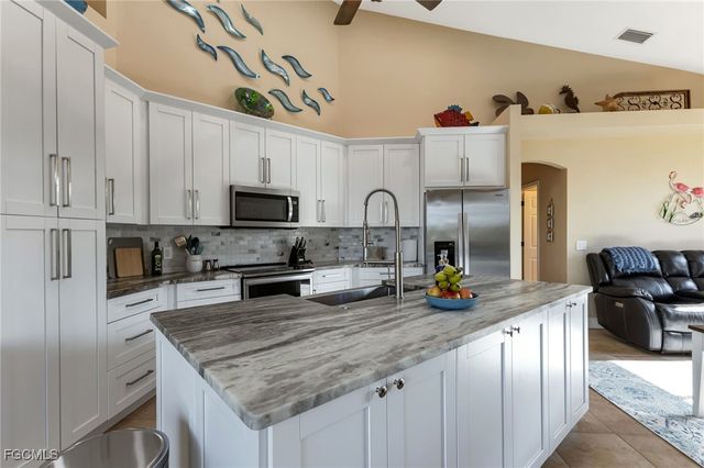 10127 Lebanon DR, Port Charlotte, FL 33918