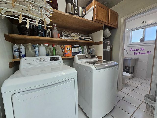 525 Solar Road NW, Albuquerque, NM 87107