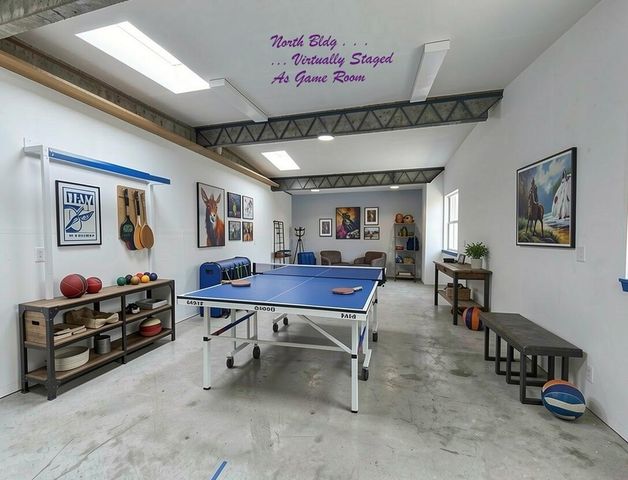 525 Solar Road NW, Albuquerque, NM 87107