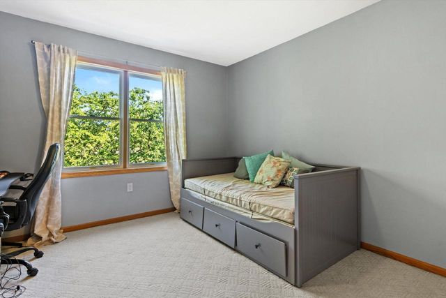 3236 Stonecreek Drive, Madison, WI 53719