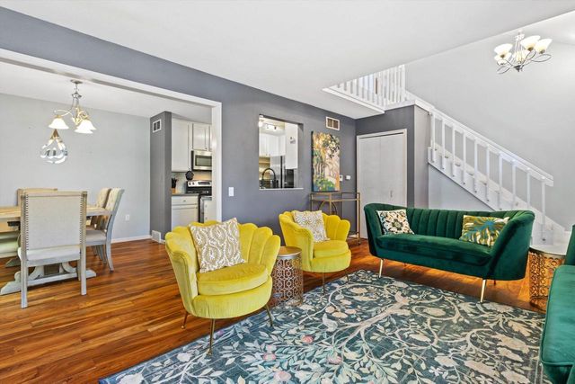 3236 Stonecreek Drive, Madison, WI 53719