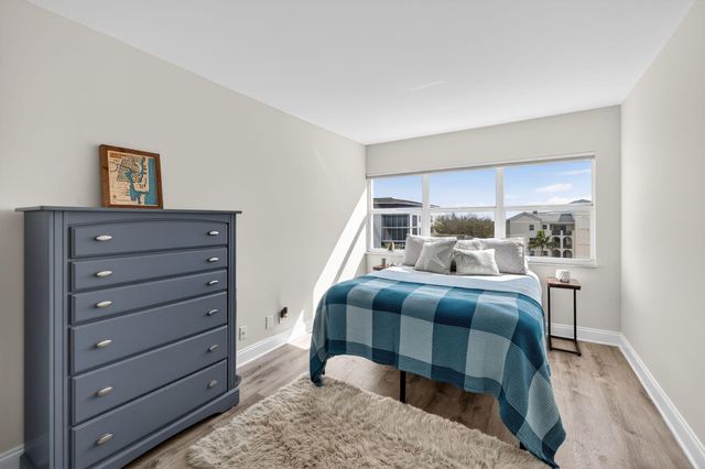 2555 NE 11th Street 609, Fort Lauderdale, FL 33304