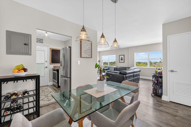 2555 NE 11th Street 609, Fort Lauderdale, FL 33304