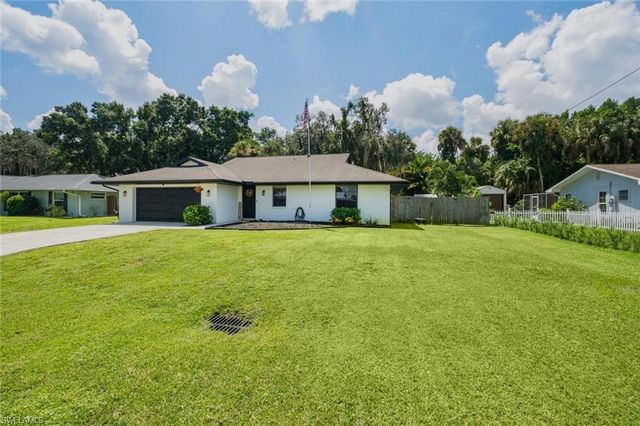 14949 Randolph DR, Fort Myers, FL 33905