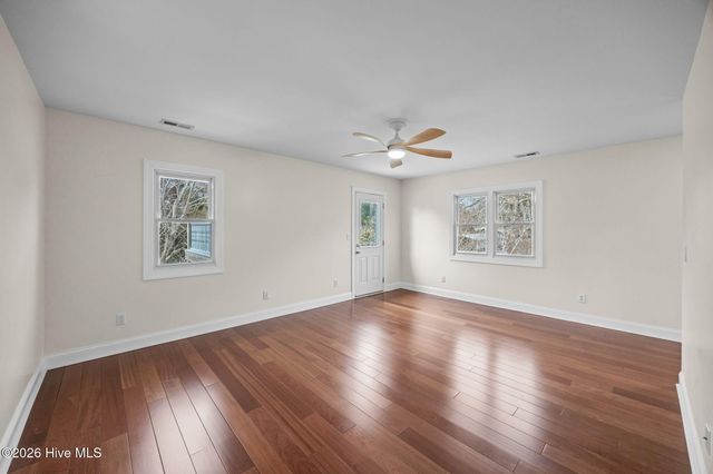 103 Seagull Way, Hubert, NC 28539