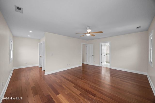 103 Seagull Way, Hubert, NC 28539