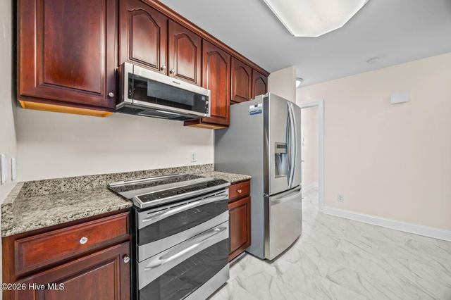 103 Seagull Way, Hubert, NC 28539