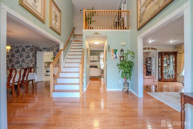23-E kincaid Drive, West Windsor, NJ 08550