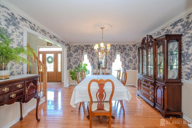 23-E kincaid Drive, West Windsor, NJ 08550