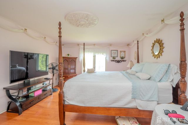 23-E kincaid Drive, West Windsor, NJ 08550