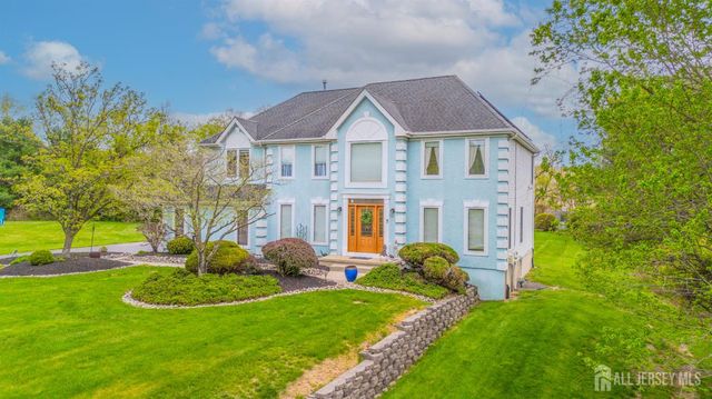 23-E kincaid Drive, West Windsor, NJ 08550