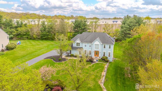 23-E kincaid Drive, West Windsor, NJ 08550