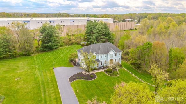 23-E kincaid Drive, West Windsor, NJ 08550