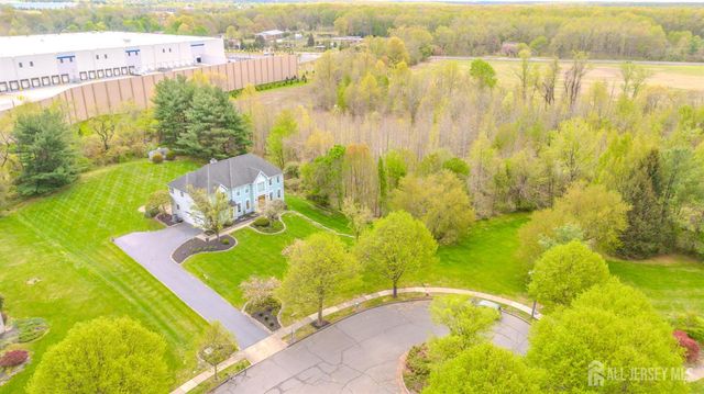 23-E kincaid Drive, West Windsor, NJ 08550