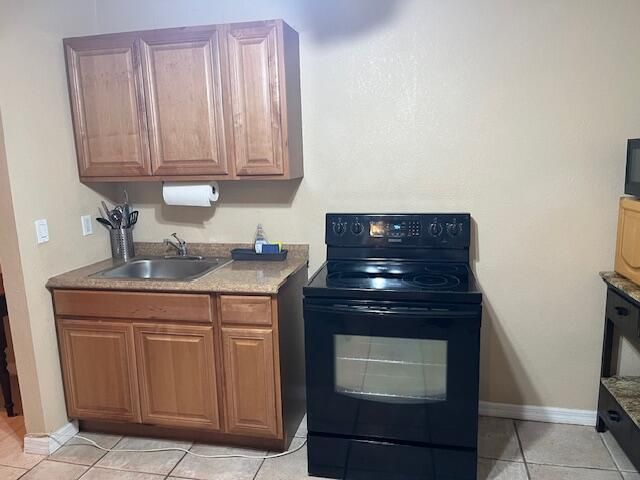 4917 Washington Street, Hollywood, FL 33021