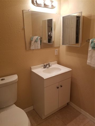 4917 Washington Street, Hollywood, FL 33021