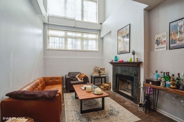 1508 W Erie Street 1, Chicago, IL 60642