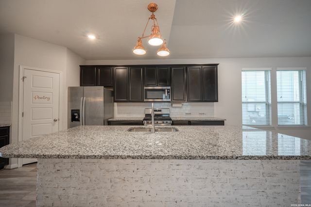 13310 Antelope, St Hedwig, TX 78152