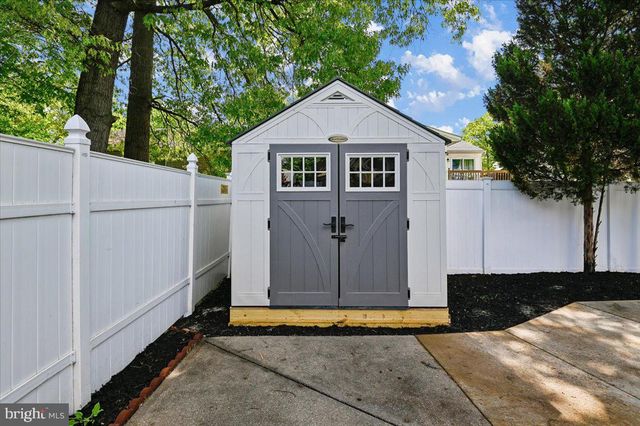 7784 LAKELAND AVE, Pasadena, MD 21122