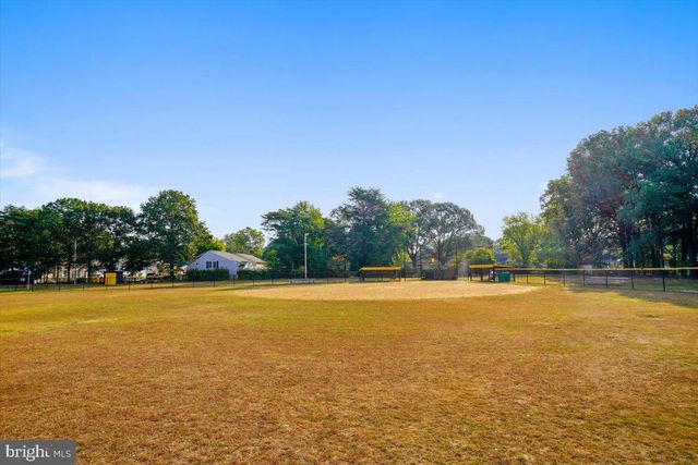 7784 LAKELAND AVE, Pasadena, MD 21122