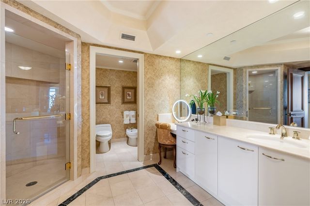 2747 Paradise Road 801, Las Vegas, NV 89109