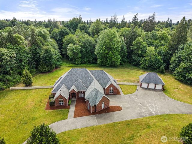 7841 Canterwood Drive SE, Olympia, WA 98513