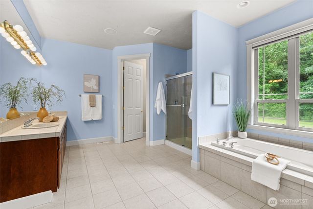 7841 Canterwood Drive SE, Olympia, WA 98513