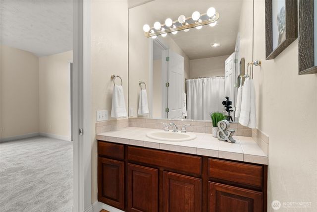 7841 Canterwood Drive SE, Olympia, WA 98513