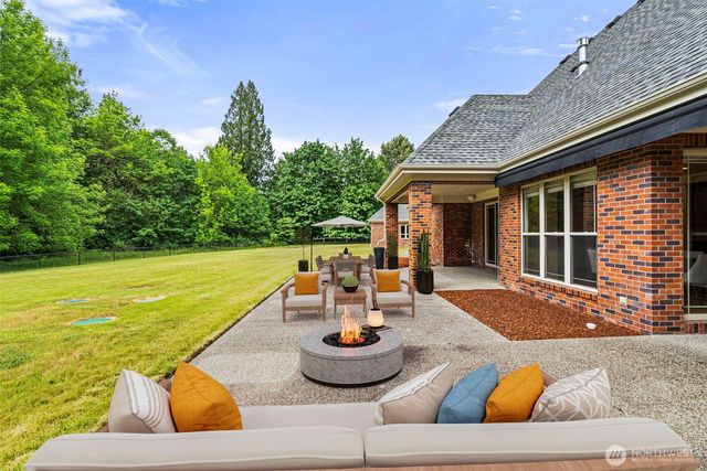 7841 Canterwood Drive SE, Olympia, WA 98513